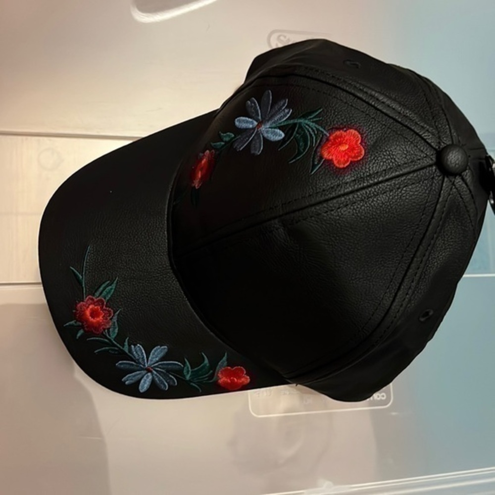 New embroidery rose faux leather baseball cap hat (A2)